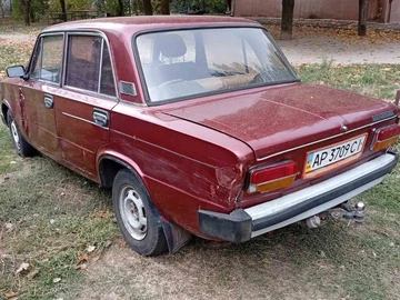 Авто ВАЗ 2103 1975 № 8065744