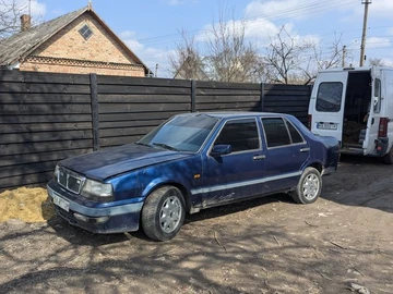 Авто Lancia Thema 1994 № 8066000