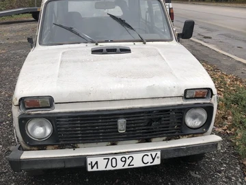 Авто ВАЗ 2121 1988 № 8066112