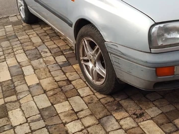 Авто Volkswagen Golf 1994 № 8066246