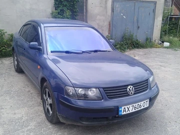 Авто Volkswagen Passat Hatchback 1998 № 8066553