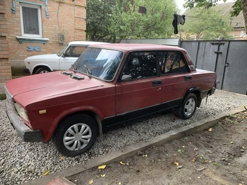Авто ВАЗ 2107 1992 № 8066578