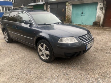 Авто Volkswagen Passat Variant 2003 № 8066591