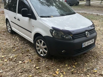 Авто Volkswagen Caddy 2011 № 8066623