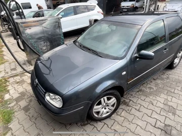 Авто Volkswagen Golf 2000 № 8066633