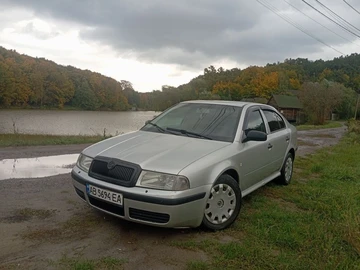 Авто Skoda Octavia 2002 № 8066634