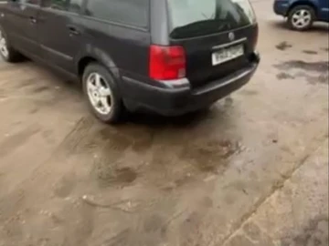 Авто Volkswagen Passat Hatchback 1998 № 8066647