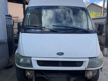 Авто Ford Transit 2000 № 8066720