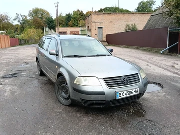 Авто Volkswagen Passat Variant 2001 № 8066761