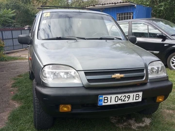 Авто Chevrolet Niva 2004 № 8066914