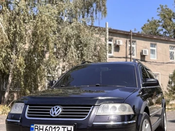 Авто Volkswagen Passat Variant 2002 № 8067000