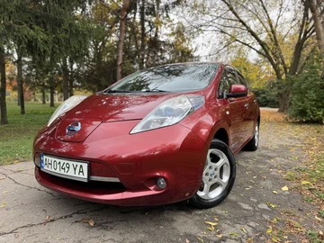 Авто Nissan Leaf 2011 № 8067247