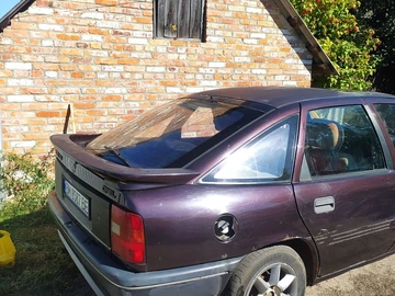 Авто Opel Vectra 1991 № 8067465