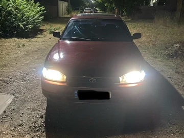 Авто Toyota Camry 1994 № 8067638