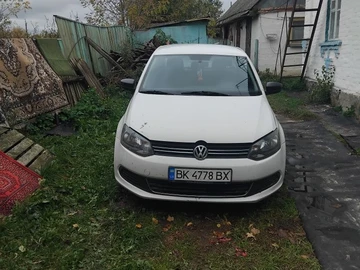 Авто Volkswagen Polo 2012 № 8067657