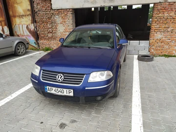 Авто Volkswagen Passat Sedan 2003 № 8067858