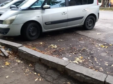 Авто Renault 4 2003 № 8067865