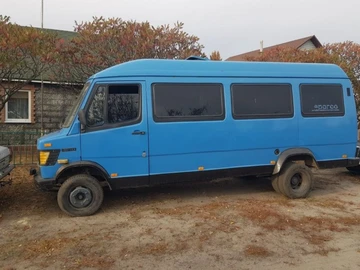 Авто Mercedes Mb 1995 № 8067871