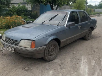 Авто Opel Rekord 1986 № 8067969