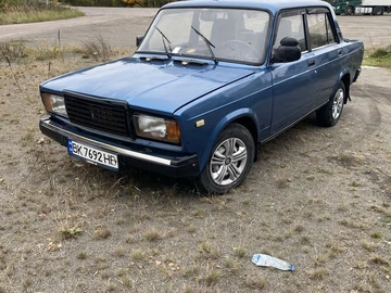 Авто ВАЗ 2107 2004 № 8068148
