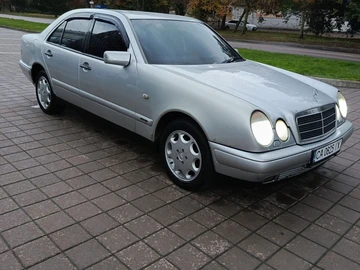 Авто Mercedes E Серия 1998 № 8068371