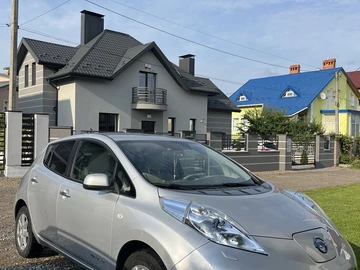 Авто Nissan Leaf 2012 № 8068545