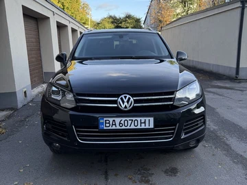 Авто Volkswagen Touareg 2012 № 8068565