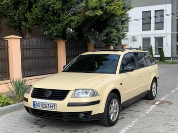Авто Volkswagen Passat Hatchback 1998 № 8068590