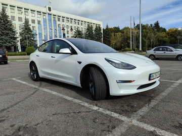 Авто Tesla Model 3 2022 № 8068701