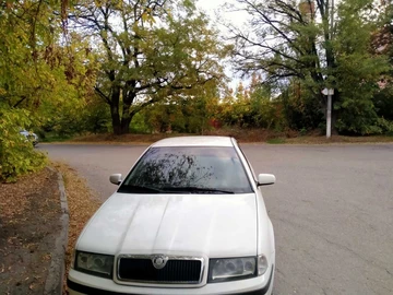 Авто Skoda Octavia 2002 № 8068725