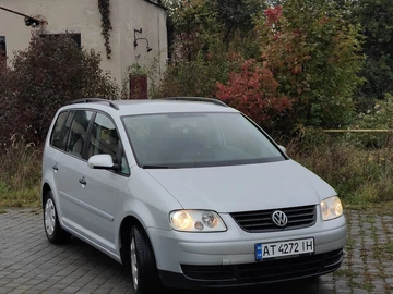 Авто Volkswagen Touran 2005 № 8068851