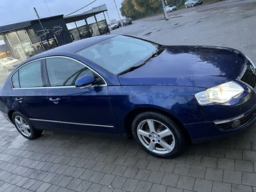 Авто Volkswagen Passat Sedan 2005 № 8068860
