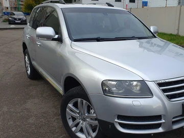 Авто Volkswagen Touareg 2006 № 8068893
