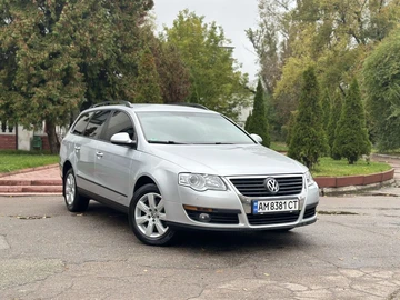 Авто Volkswagen Passat Variant 2010 № 8069054