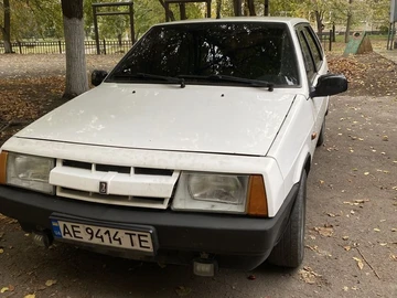 Авто ВАЗ 2109 1995 № 8069096