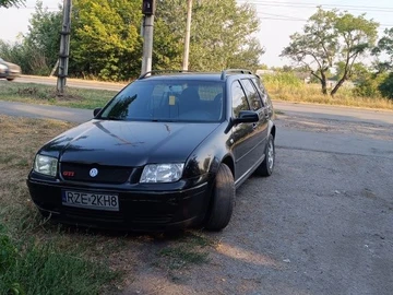 Авто Volkswagen Bora 2000 № 8069134