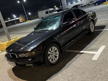 Авто BMW 7 Серия 2001 № 8069175