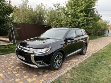 Авто Mitsubishi Outlander 2015 № 8069239