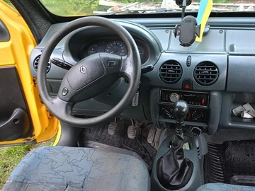 Авто Renault Kangoo Passenger 1999 № 8069242