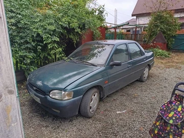 Авто Ford Escort 1998 № 8069244