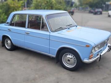Авто ВАЗ 2103 1975 № 8069248