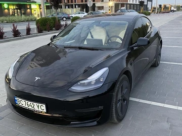 Авто Tesla Model 3 2021 № 8069294