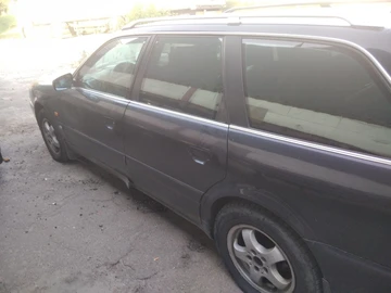 Авто Audi A6 1997 № 8069374