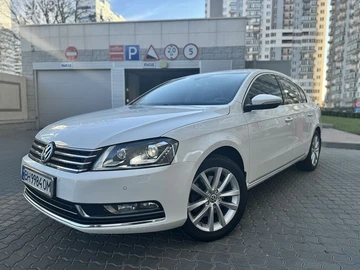 Авто Volkswagen Passat Sedan 2012 № 8069386