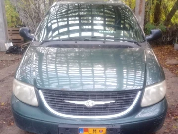 Авто Chrysler Voyager 2001 № 8069476