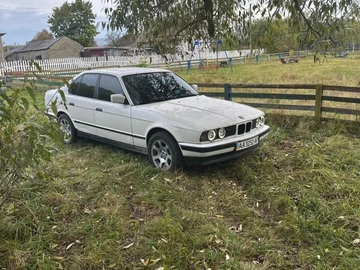 Авто BMW 5 Серия 1988 № 8069499