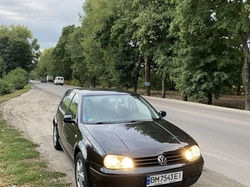 Авто Volkswagen Golf 2000 № 8069515