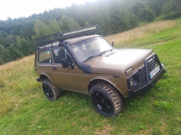 Авто ВАЗ 2121 1988 № 8069554