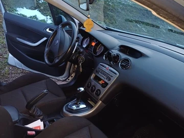 Авто Peugeot 308 2011 № 8069648