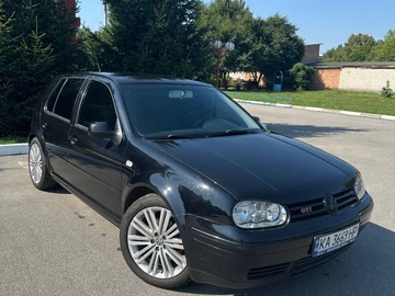 Авто Volkswagen Golf 2000 № 8069678